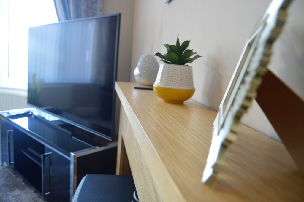 Positive Futures Home – Lounge detail
